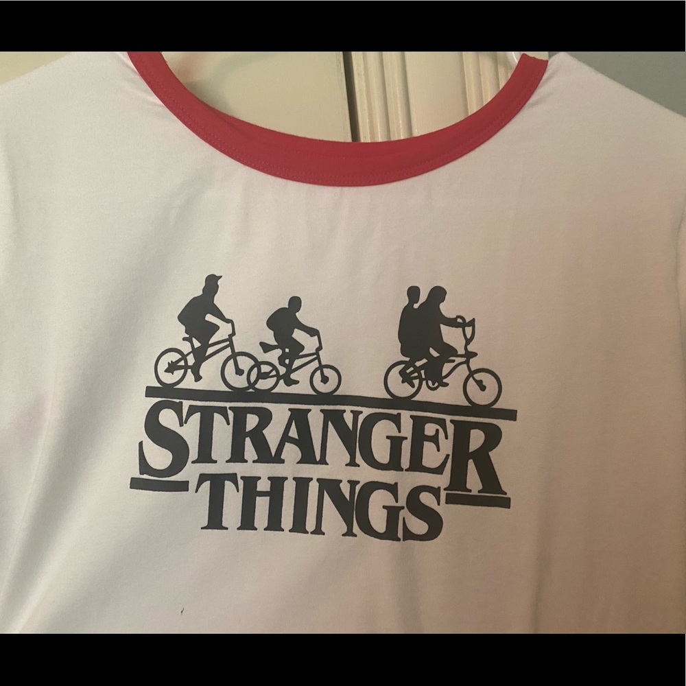 Stranger Things Top - Picture 6 of 6
